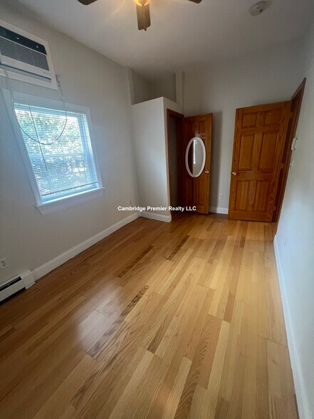 Building Photo - 3 Dudley St