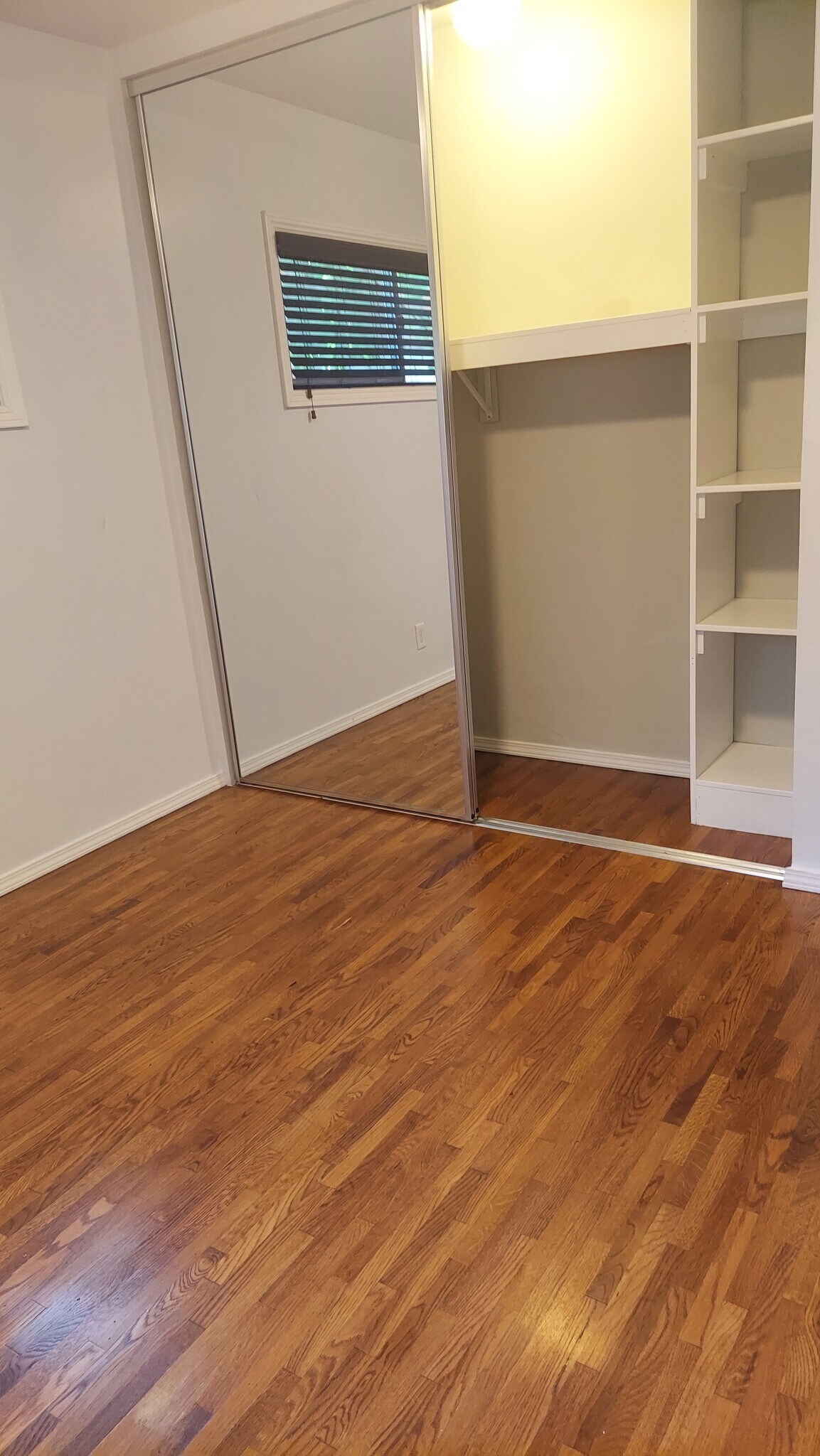 Bed 2 - 3133 W 108th St
