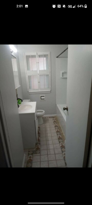 Building Photo - 333 N 41st St