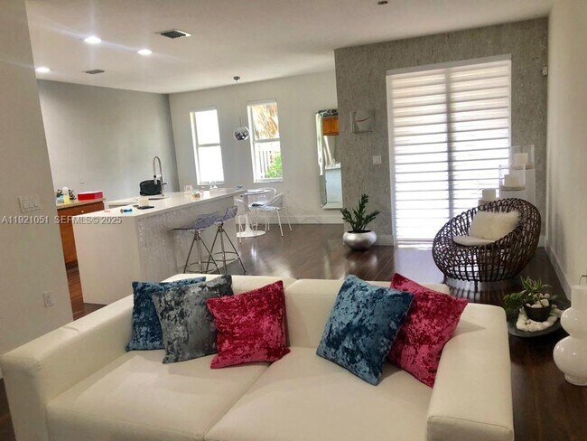 Building Photo - 11412 NW 74th Terrace