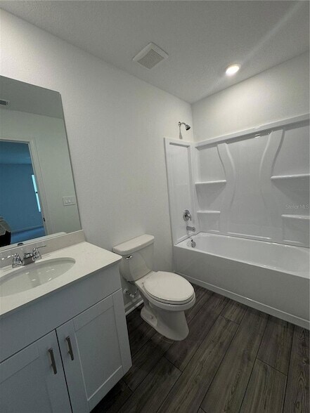 Building Photo - 8283 SW 42nd Cir