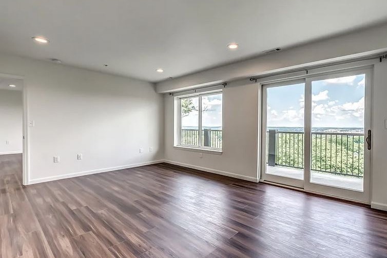 Primary Photo - University Ridge Apartments