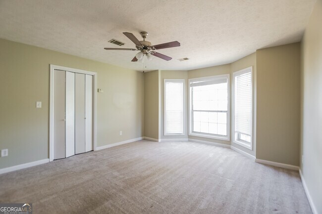 Building Photo - 2664 Windage Dr SW