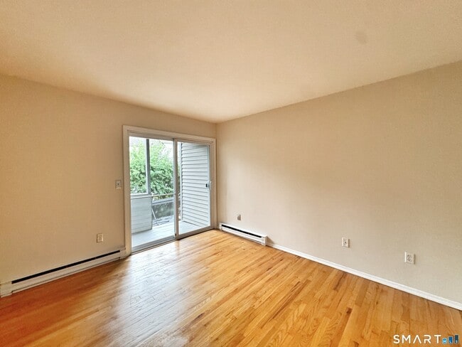 Building Photo - 24 Ferris Ave