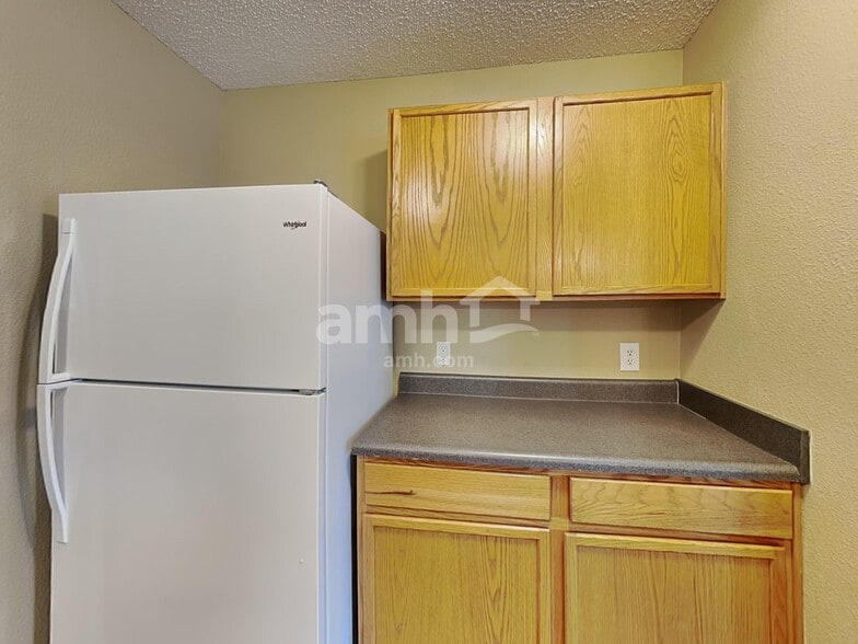 Building Photo - 14397 Cuppola Dr