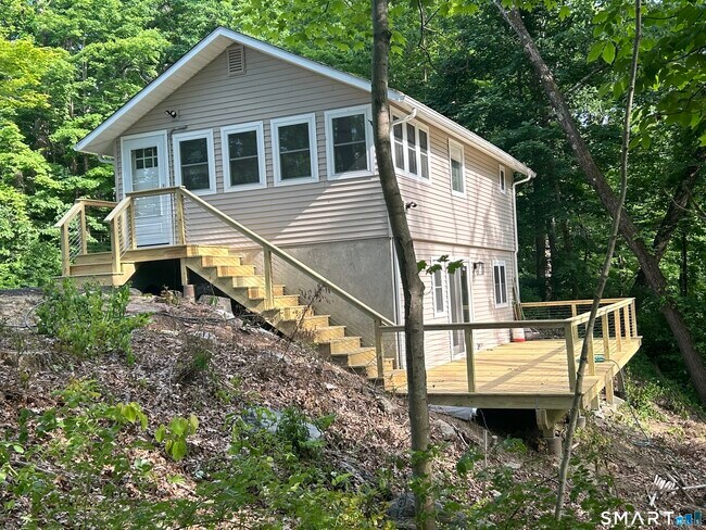 Building Photo - 59 Silver Lake Shore Rd