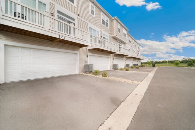 Building Photo - 322 Timberleaf Cir