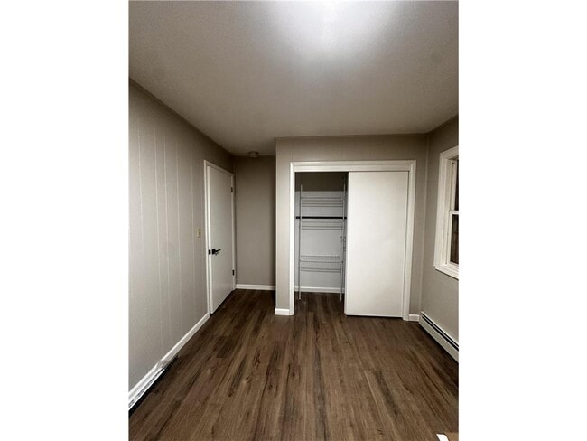 Building Photo - 453 13th Ave NW