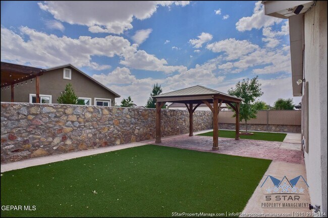 Building Photo - 14920 Tim Hardaway