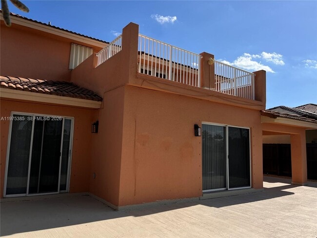 Building Photo - 9414 SW 164th Ct