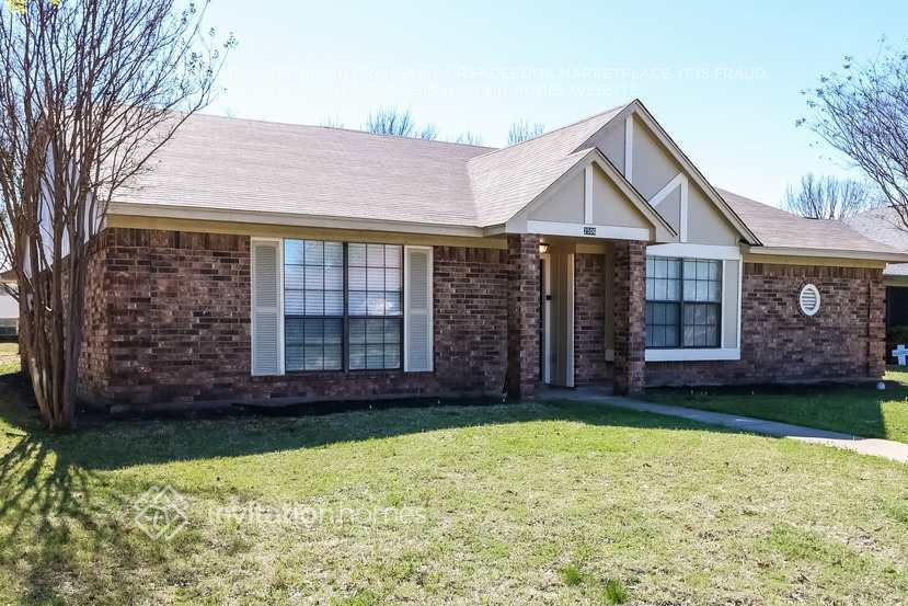 Building Photo - 2506 Neal Dr