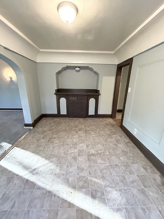 Building Photo - 3112 N 38th St
