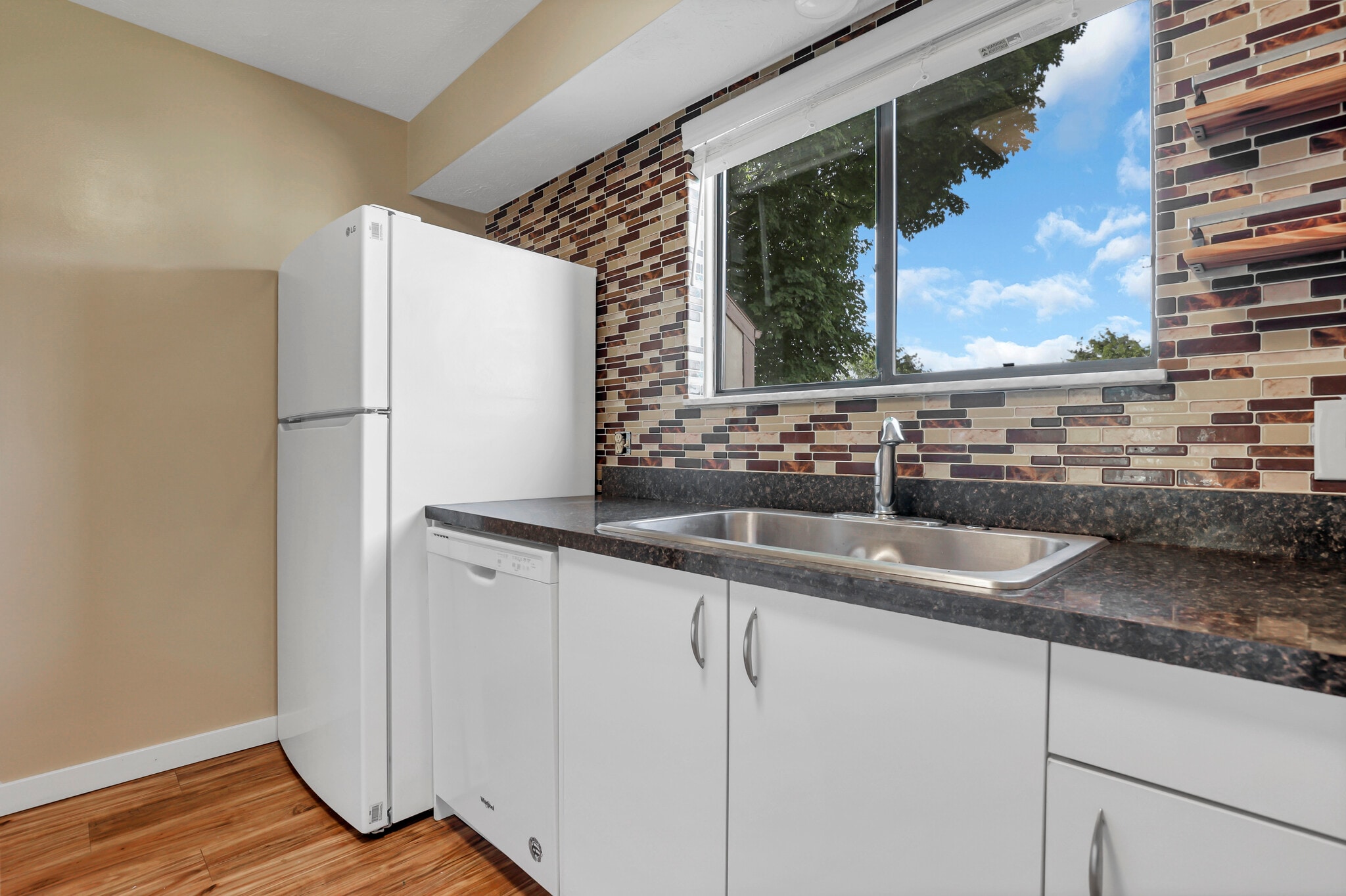 Building Photo - 2991 Cranston Dr