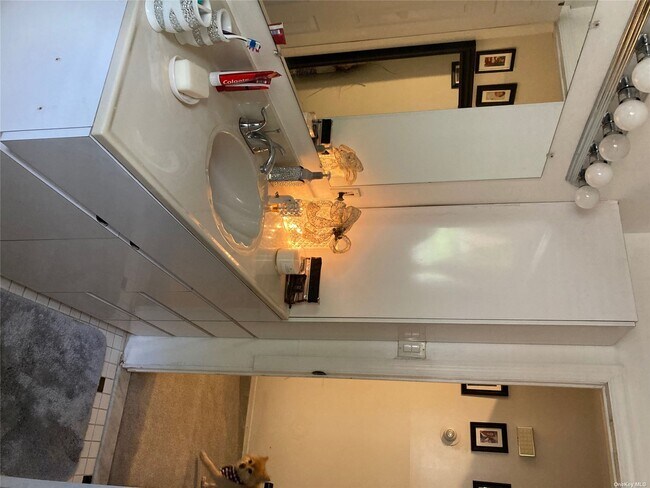 Building Photo - 43 Rowland St