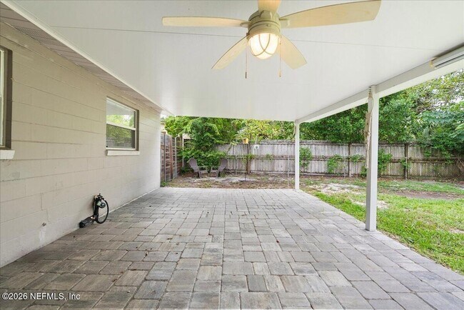 Building Photo - 11634 Marina Dr