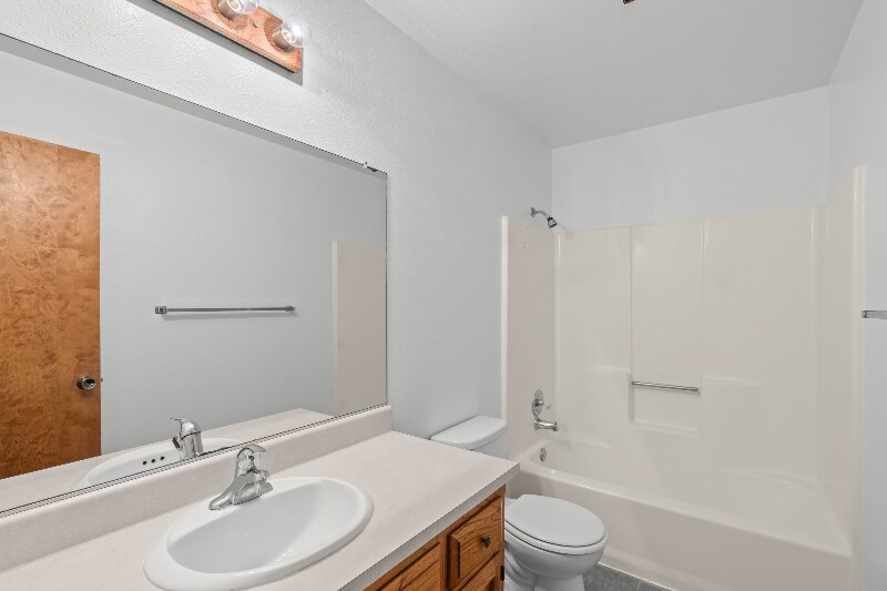 Building Photo - 440 Solar Way