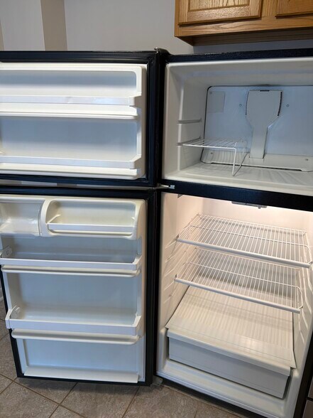 Building Photo - 10S511 Echo Ln