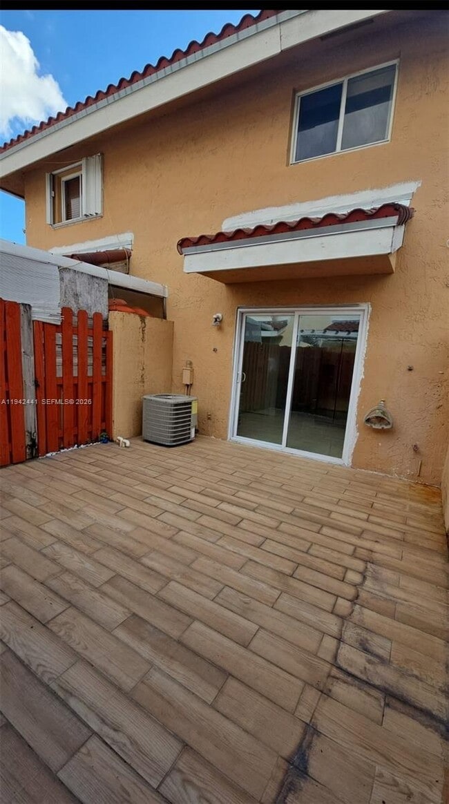 Building Photo - 8253 NW 5th Terrace