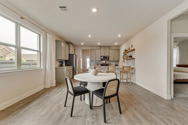 Building Photo - 1236 Sagefield Way