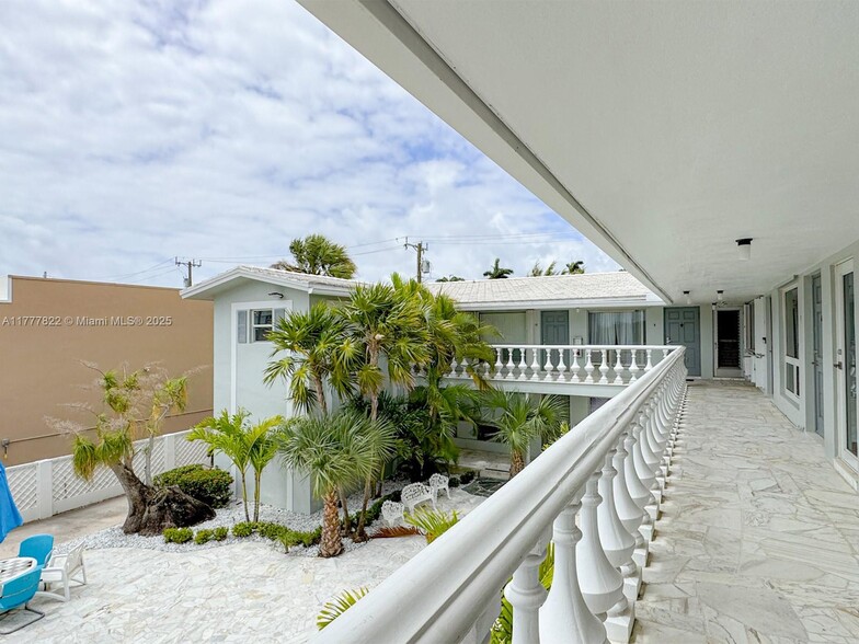 Building Photo - 915 Intracoastal Dr