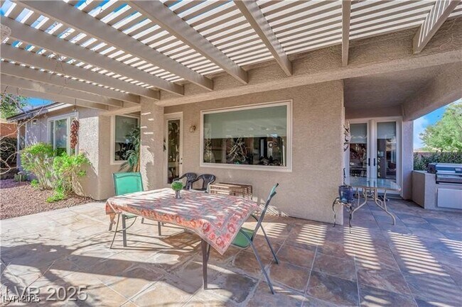 Building Photo - 10125 James Harbin Ave