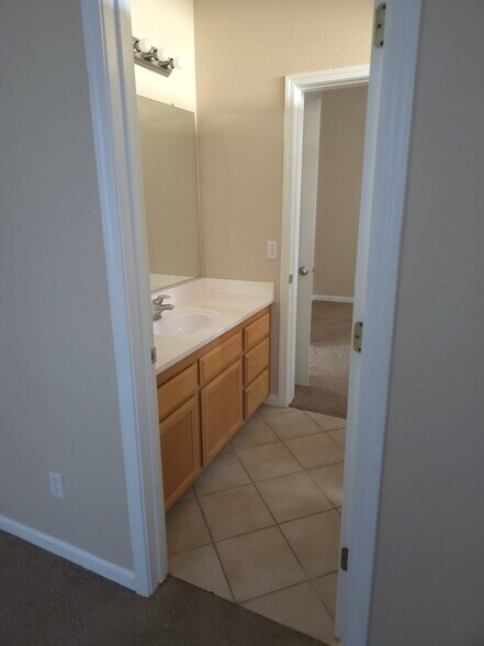 Building Photo - 5614 Newsome Ct