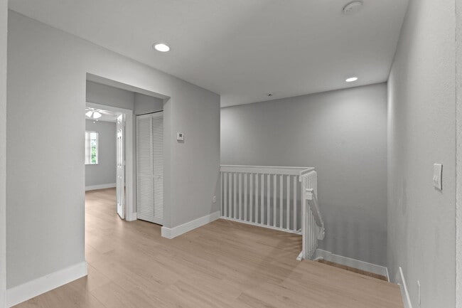 Building Photo - 1411 Lucaya Dr