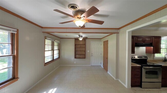 Building Photo - 804 Hillman St