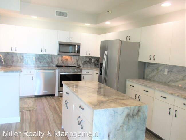 Building Photo - 2 br, 2 bath House - 4717 Dolphin Cay Lane, S