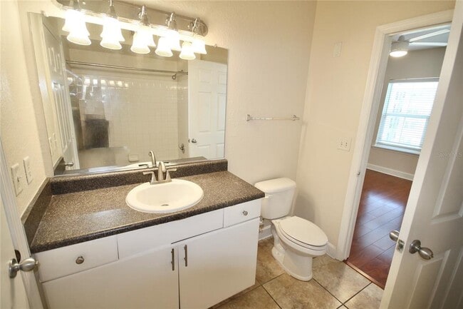 Building Photo - 204 E South St