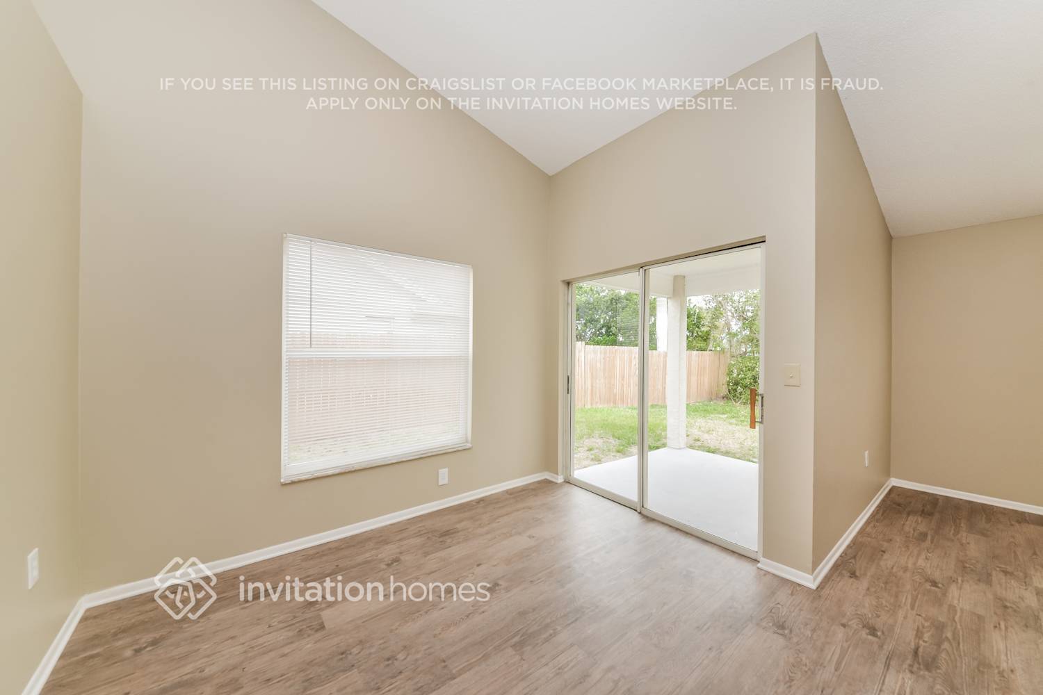 Building Photo - 4201 11th Ave E