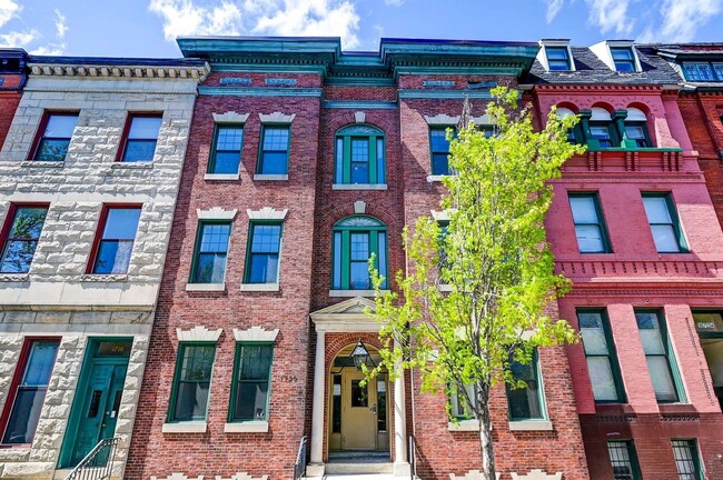 Building Photo - 1720 St Paul St
