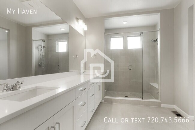 Building Photo - 10599 Oncilla Ln