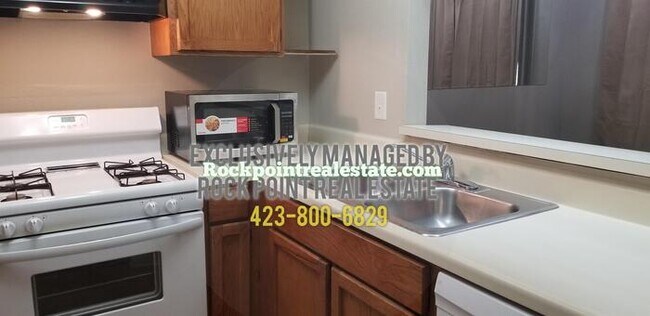 Building Photo - Great Townhome in Hixson!
