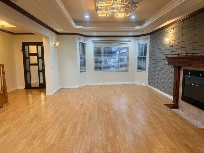 Building Photo - 19608 Runnymede St