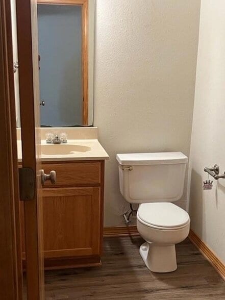 Building Photo - 35505 Oakridge Ave