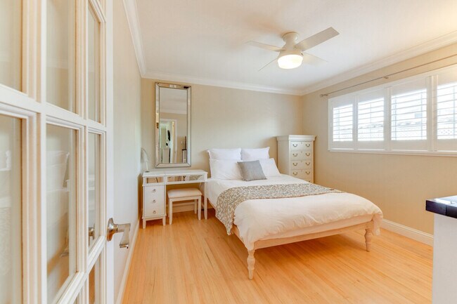 Building Photo - 2355 21st St