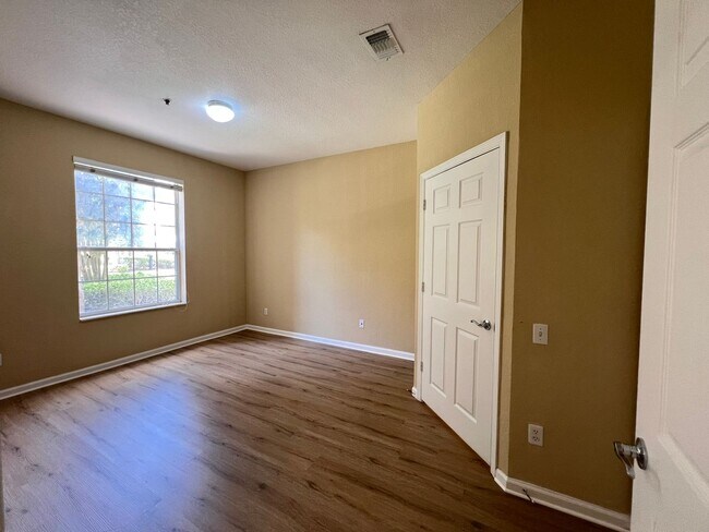 Building Photo - Great Apartment for rent!