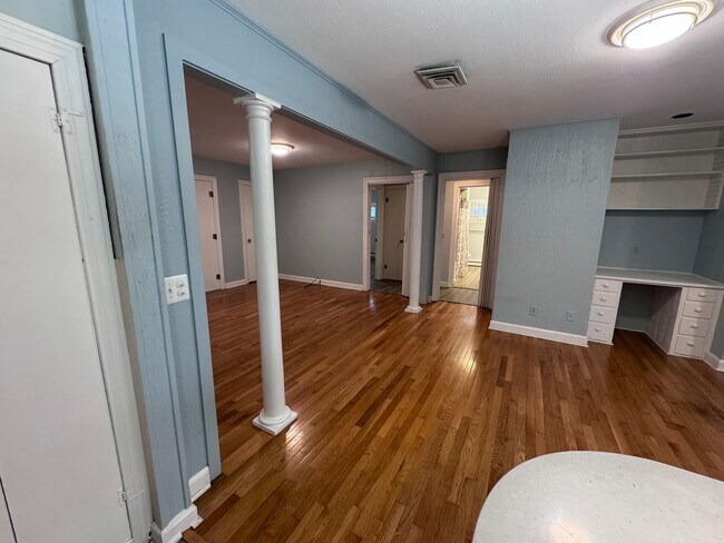 Building Photo - 1310 Wells Blvd