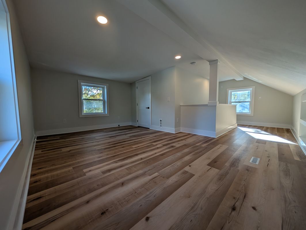 Building Photo - 125 Maple Manor Dr