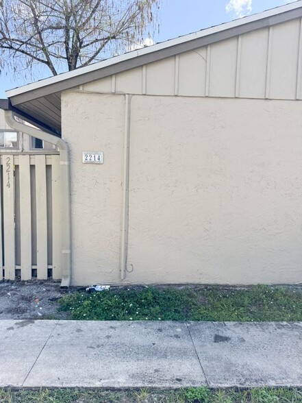 Building Photo - 2214 NW 58th Ave