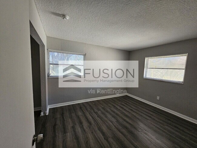 Building Photo - 400 NW 65th Ave