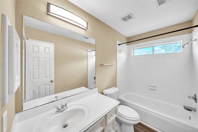 Building Photo - 6415 Coley Park