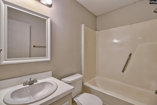 Building Photo - 45 Battery Walk Ct