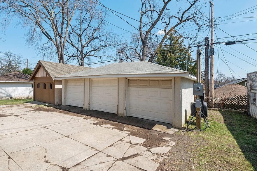 Building Photo - 4445 Colfax Avenue South