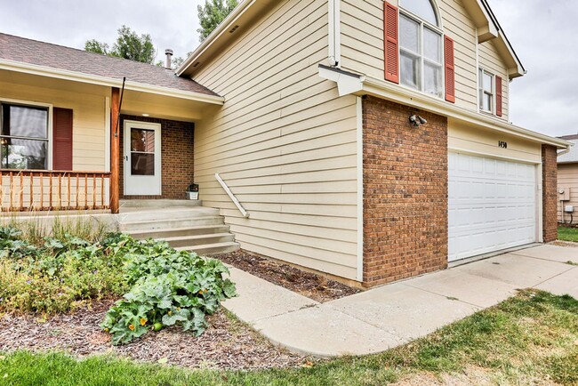 Building Photo - 4 Bedroom home in Fort Collins
