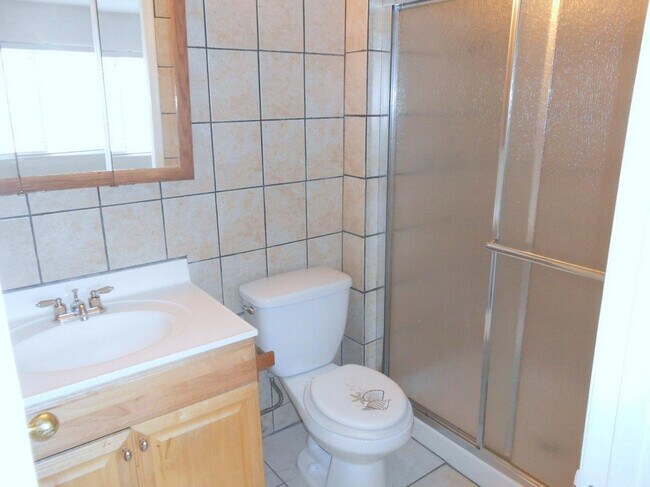 Building Photo - Spacious 1 story home in Spring Valley