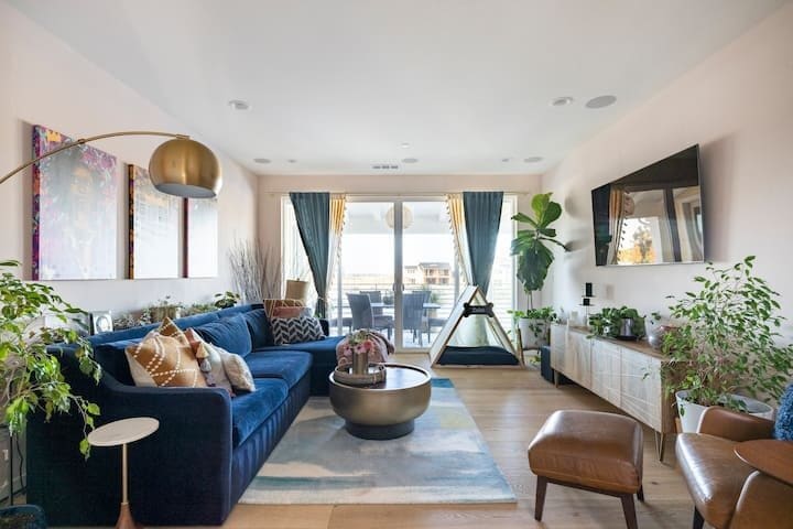 Building Photo - 407 Halcyon Pl