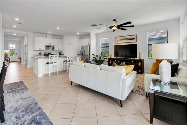 Building Photo - 5161 Coral Reef Wy