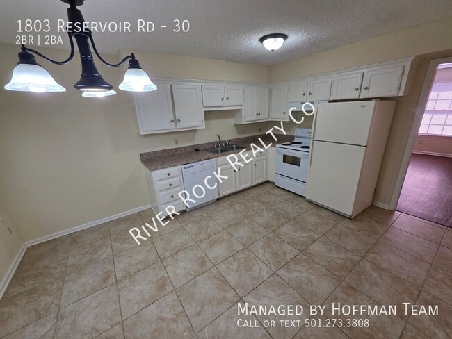 Building Photo - 1803 Reservoir Rd